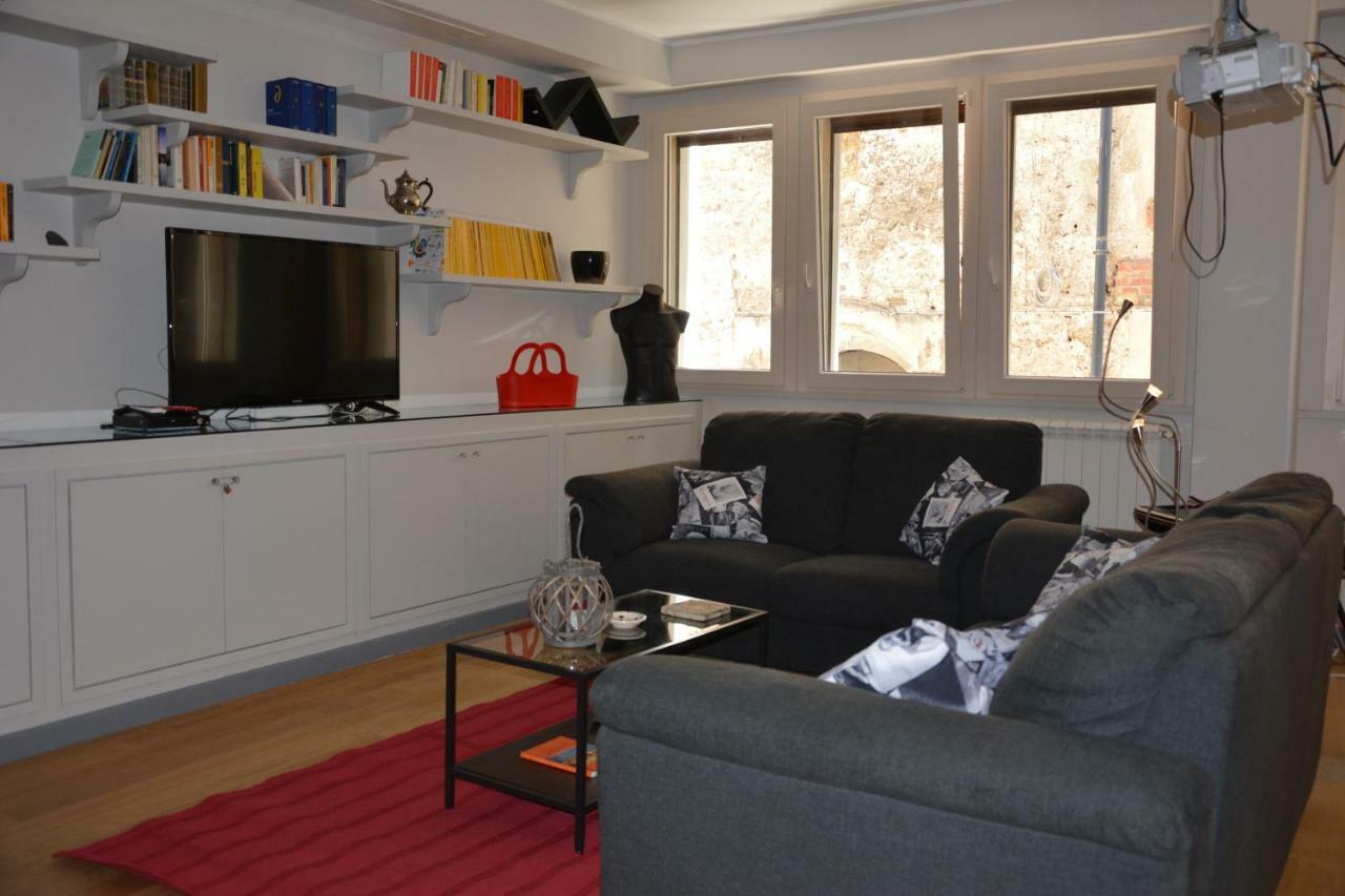 Luci Della Citta Palazzo San Matteo Apartment ปาแลร์โม ภายนอก รูปภาพ