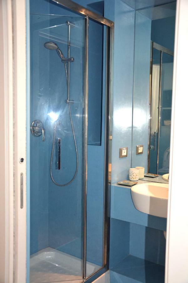 Luci Della Citta Palazzo San Matteo Apartment ปาแลร์โม ภายนอก รูปภาพ