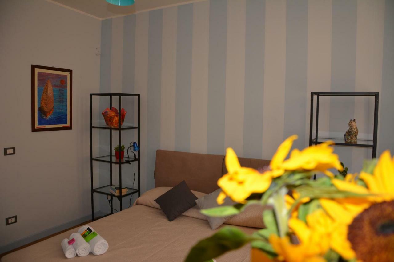 Luci Della Citta Palazzo San Matteo Apartment ปาแลร์โม ภายนอก รูปภาพ