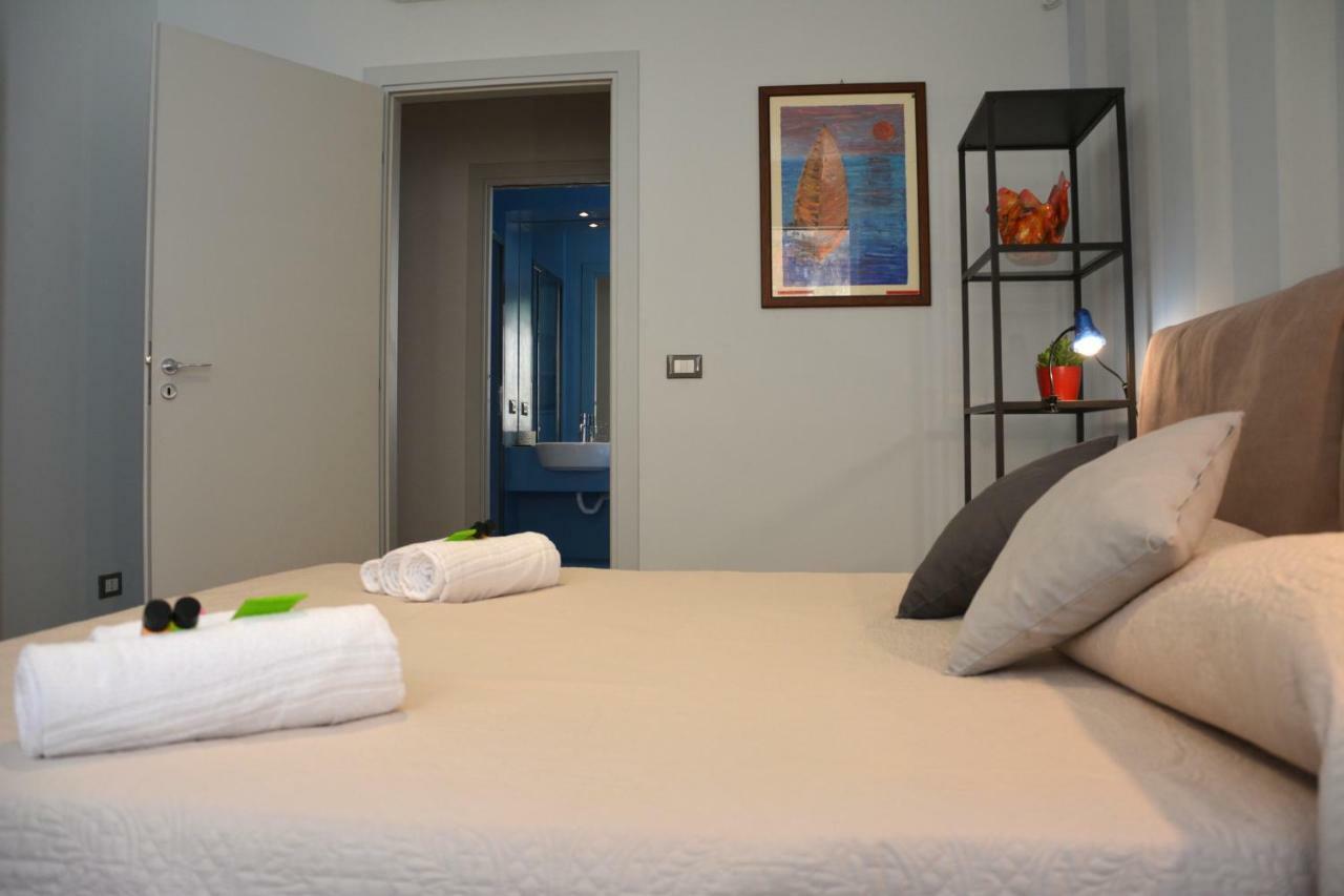 Luci Della Citta Palazzo San Matteo Apartment ปาแลร์โม ภายนอก รูปภาพ